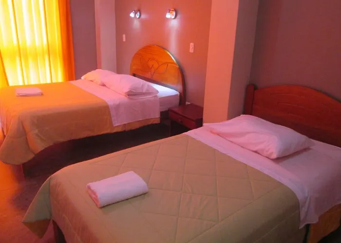 Santa Ana Hotel 2*